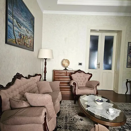 Zemun Center Lux 3 Bedroom Apartment